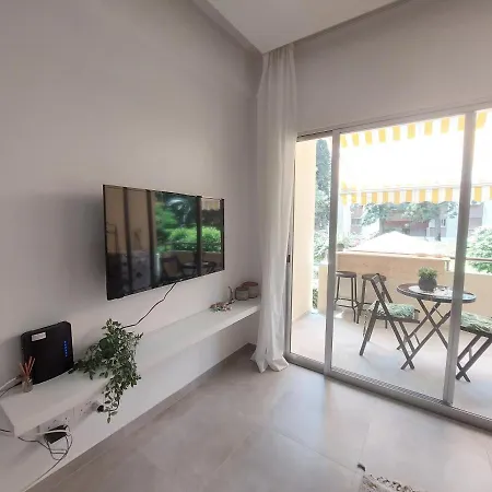 Lägenhet Deana Crt 144 With Pool In Dasoudi