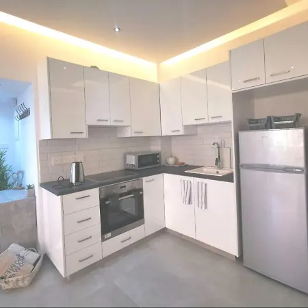 Deana Crt 144 With Pool In Dasoudi Апартаменты *