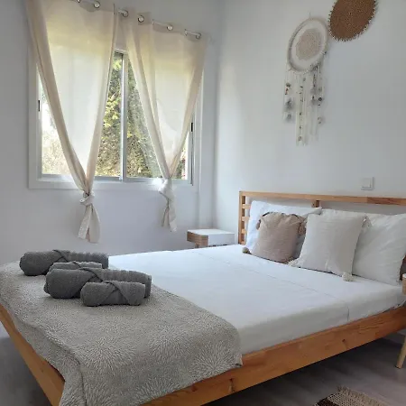 Апартаменты Deana Crt 144 With Pool In Dasoudi Лимасол
