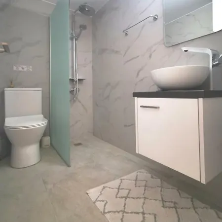 Deana Crt 144 With Pool In Dasoudi