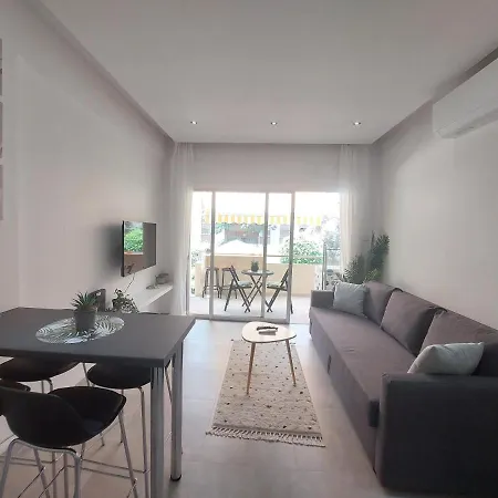 Deana Crt 144 With Pool In Dasoudi Apartament